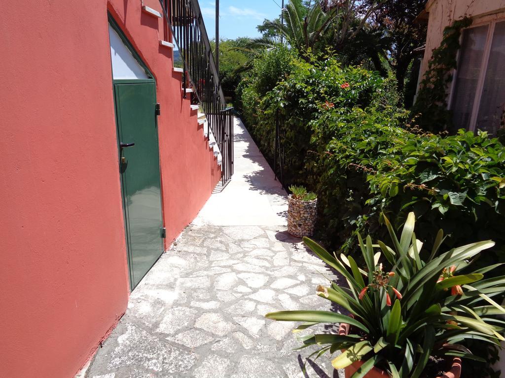 Skyline Apartment Velonades  Exterior photo
